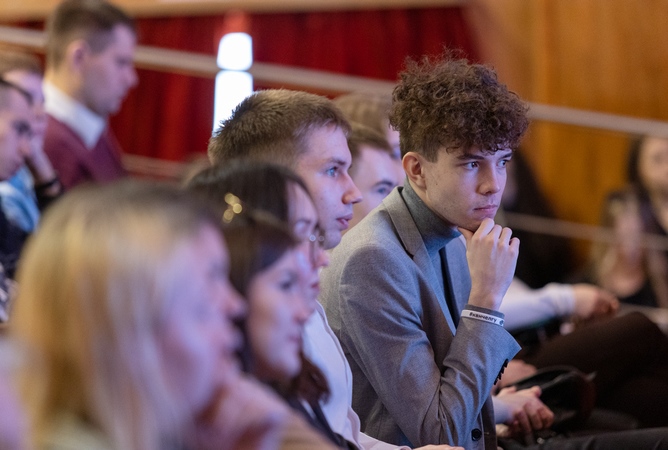 День открытых дверей: Слова, меняющие мир