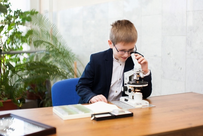 Воскресный университет ЧелГУ расскажет о симбиозах между животными и микробами